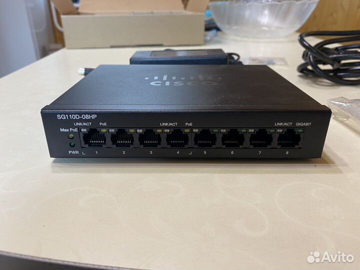 Коммутатор cisco SG110D-08HP-EU
