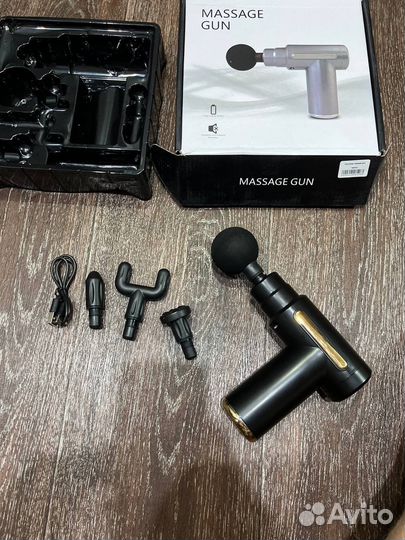 Массажный перкуссионный пистолет