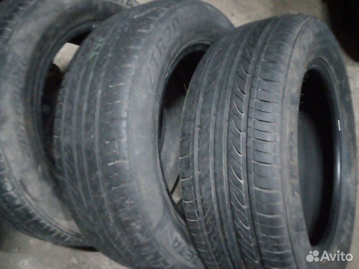 Zeta ZTR20 215/60 R16 95V