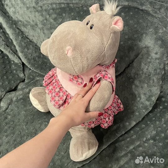 Игрушка бегемотик ищет дом