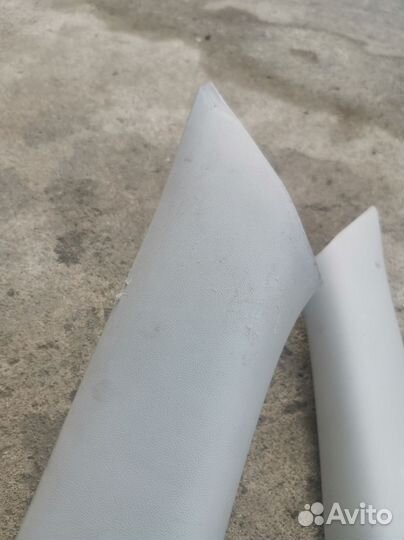 Обшивка стойки на Skoda Octavia (A5)