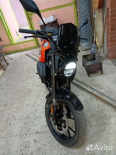 Мотоцикл 250 кубов Hirro