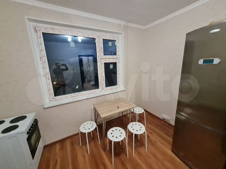 Комната 18 м² в 3-к., 17/20 эт.