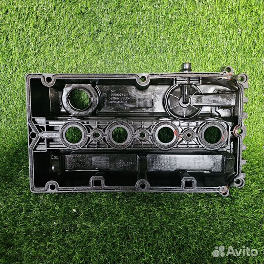 Клапанная крышка Chevrolet Cruze F16D4