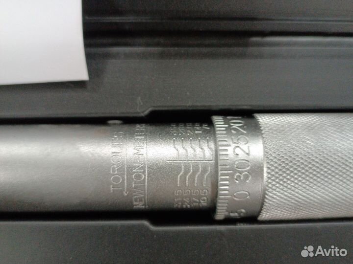 Динамометрический ключ 70-350 нм 1/2