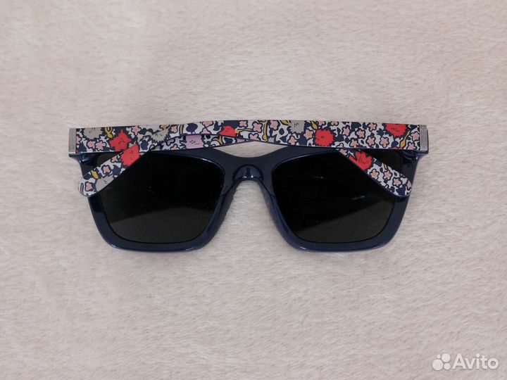 Солнцезащитные очки coach