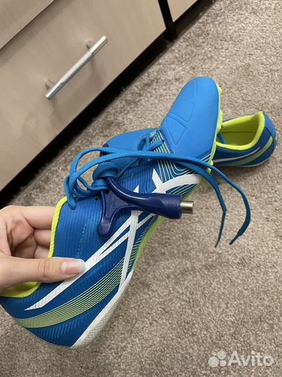 Шиповки asics hyper