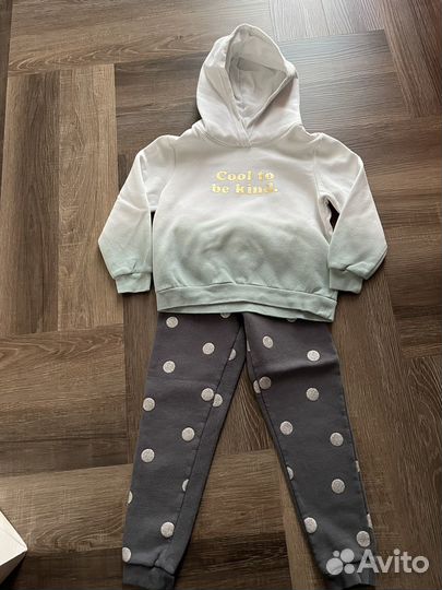 Одежда на девочку 110/116