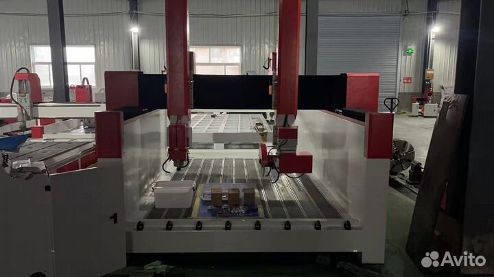 Фрезер чпу Станком DeKart S1830 по камню с пилой
