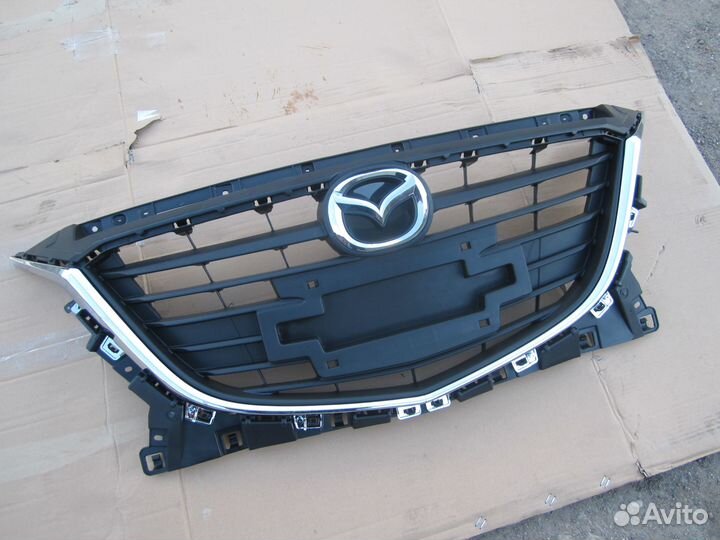 Решетка радиатора Тайвань Мазда 3 BM BN 2013-2016