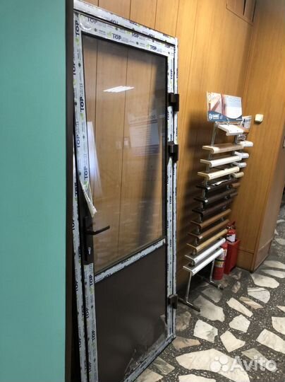 Двери алюминиевые от производителя