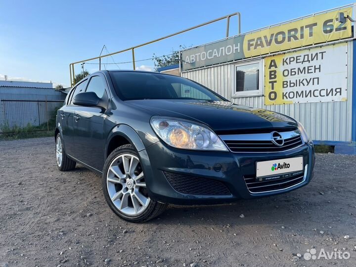 Opel Astra 1.6 МТ, 2011, 190 500 км