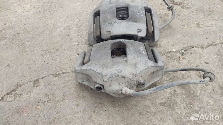 Суппорт передний BMW E65 E66 E60 E61 E63 E64