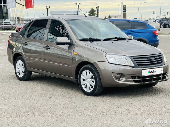 LADA Granta 1.6 AT, 2013, 223 698 км