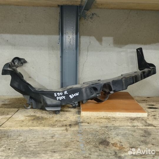 Кронштейн фары передний правый Bmw 3 E90/E91