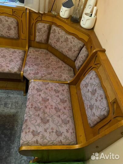 Химчистка мягкой мебели на дому