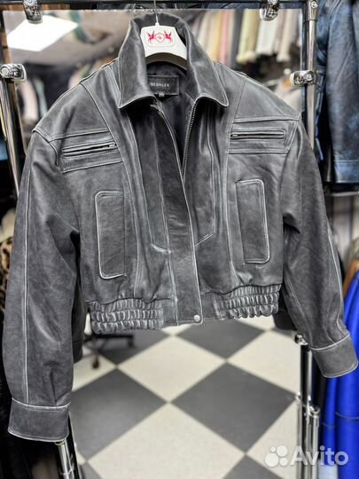 Бомбер из натуральной кожи новинка