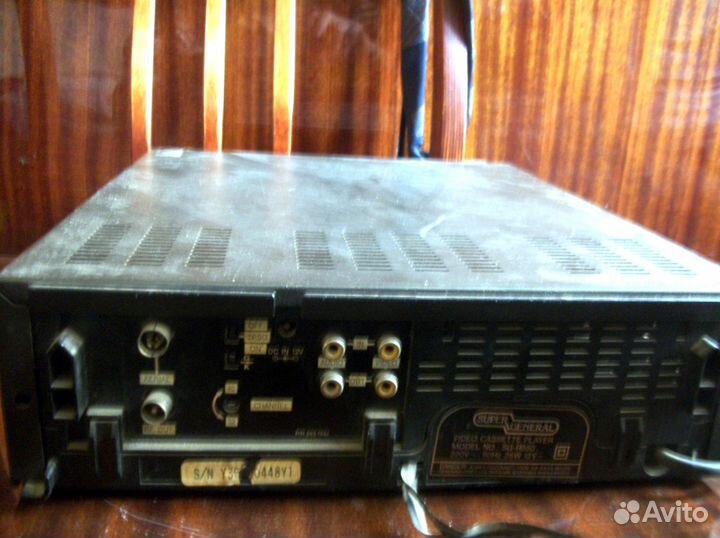 Видеомагнитофон Super general