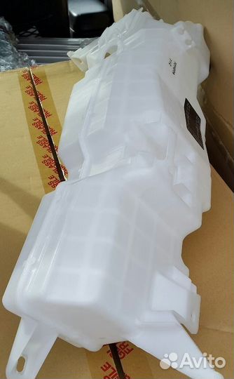 Электропроводка Бачка омывателя Land Cruiser 200