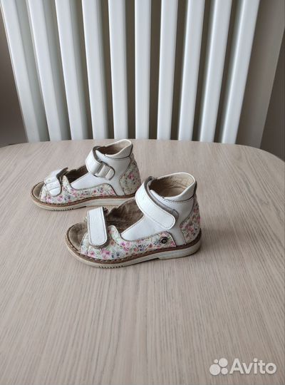 Сандалии для девочки Tapiboo ортопедические, 24 р