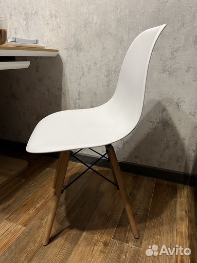 Стулья кухонные eames
