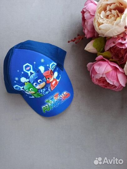 Бейсболка новая
