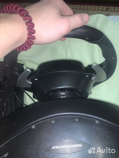 Комплект Thrustmaster T80 Ferrari 488 GTB Edition