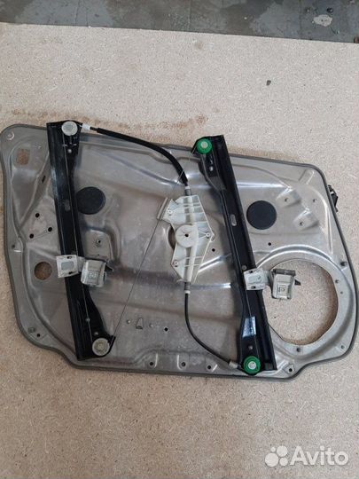 Стеклоподъемный механизм передний правый Mercedes