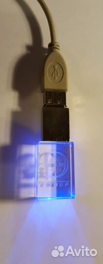 Флеш-карта 8 гб с подсветкой