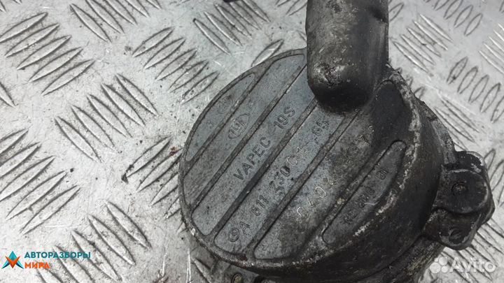 Насос вакуумный Mercedes-Benz Vito W638 2003