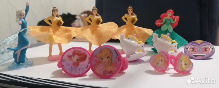 Игрушки из киндера Принцессы
