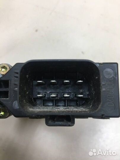 Моторчик стеклоподъемника Ford Focus