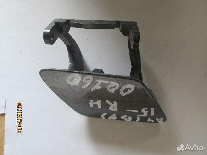 Крышка форсунки омывателя audi A4 (B9) 2015) (прав