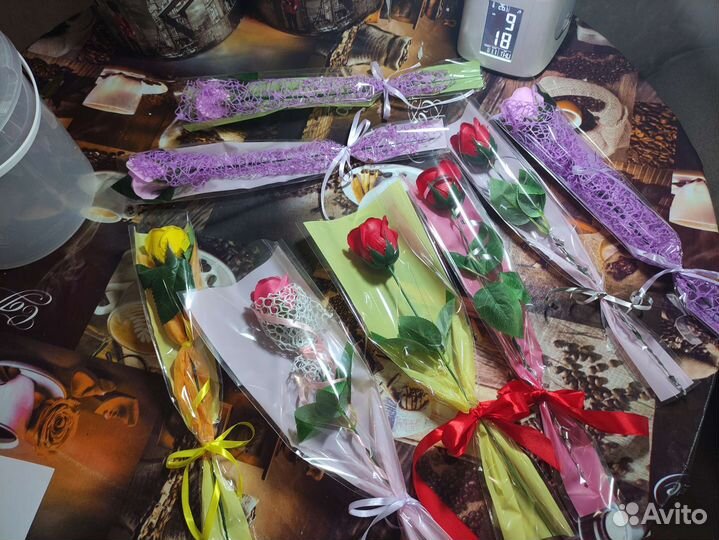 8 Марта Цветы,В подарок