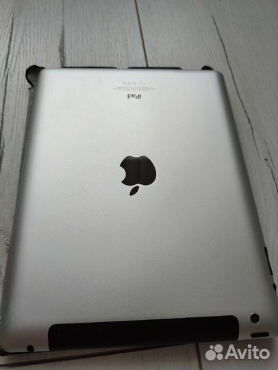 Планшет Apple iPad 4