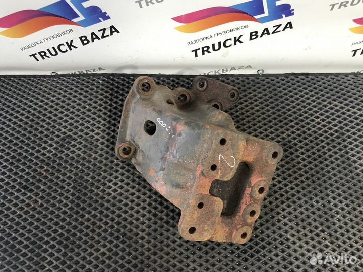 Кронштейн гура Man F2000