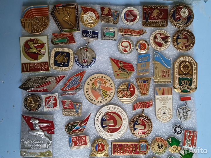 Значки баскетбол,хоккей с мячом,спартакиада