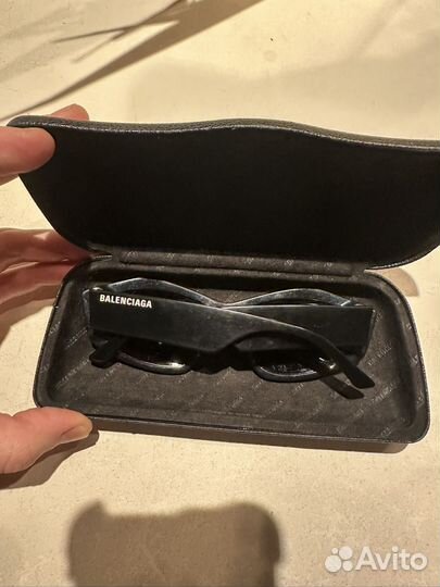 Очки Balenciaga солнцезащитные оригинал черные