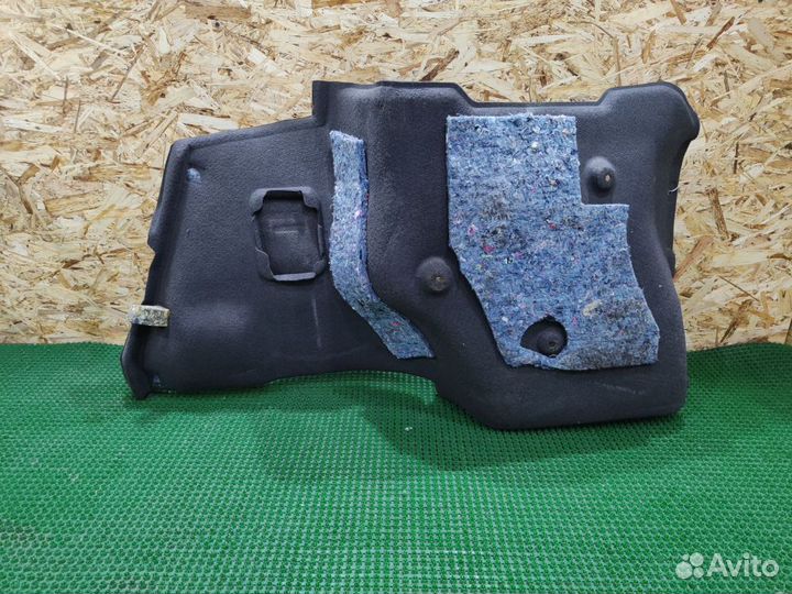 Обшивка багажника Nissan Almera