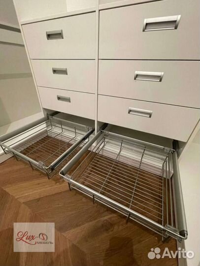 Вместительные гардеробные на заказ