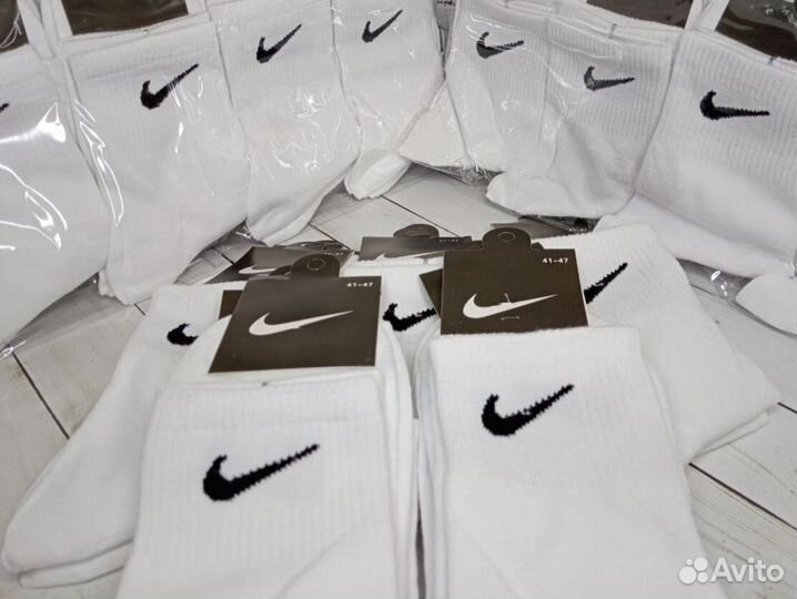 Носки Nike высокие белые