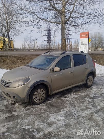 Renault Sandero Stepway 1.6 МТ, 2013, 250 000 км