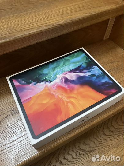 iPad Pro 12.9 2020 с Сим картой
