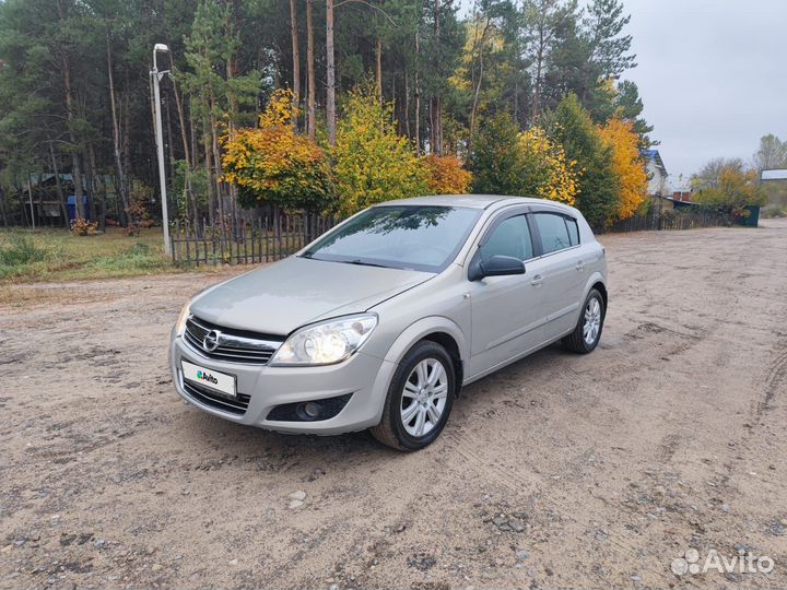 Opel Astra 1.6 МТ, 2011, 248 500 км