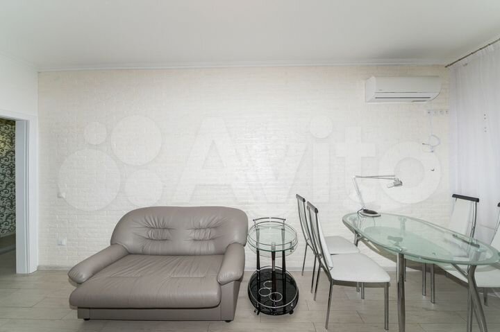 2-к. квартира, 67 м², 5/17 эт.