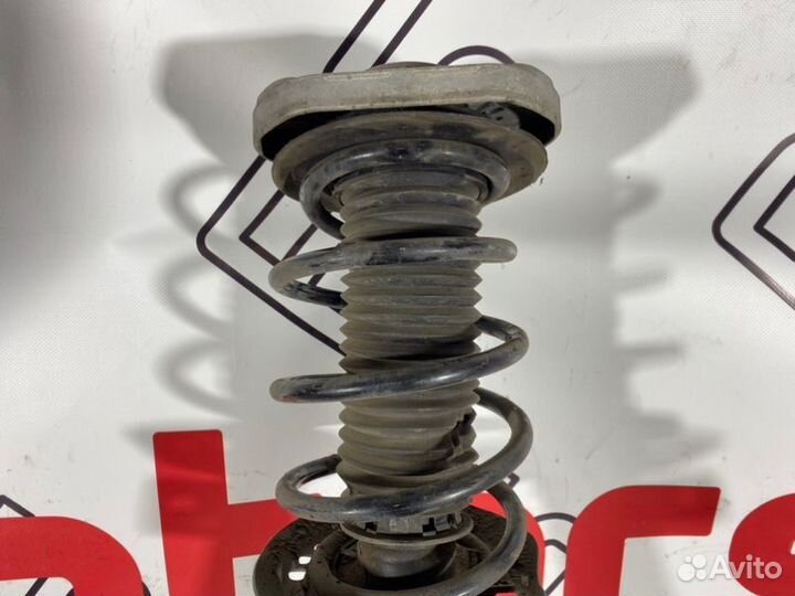 Амортизатор передний левый Mercedes-Benz E-Class