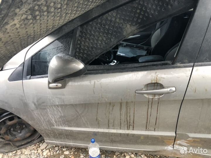 Peugeot 308 Пежо 308 дверь передняя левая