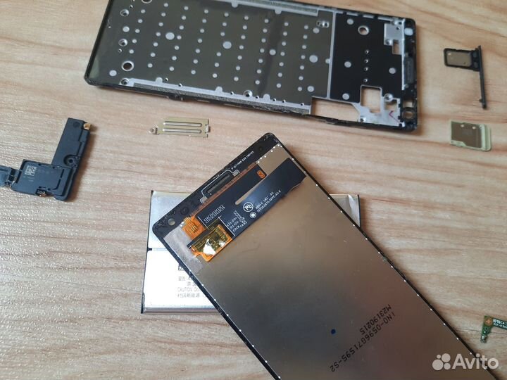 Sony Xpare 10 I4113 Разбор