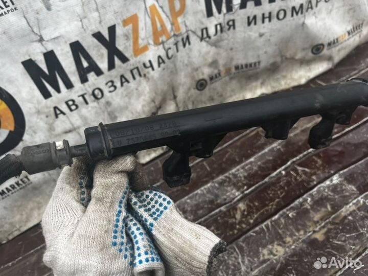 Топливная рампа Peugeot 308 1.6 EP6 2009