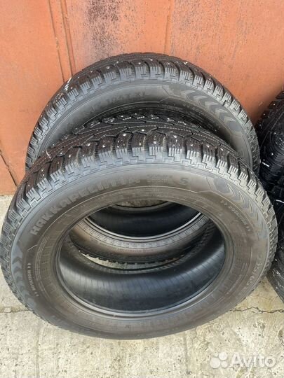 Nokian Tyres Hakkapeliitta Sport Utility 225/65 R17